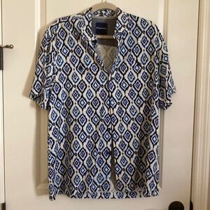 Tommy Bahama Men’s Blue and White Casual Button Down Shirt